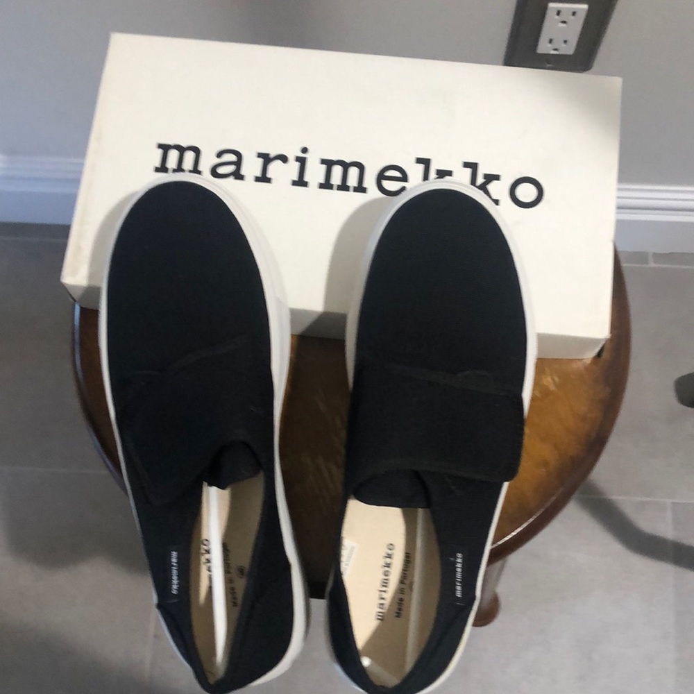 Marimekko Black Marka Sneaker. Canvas. Size 39